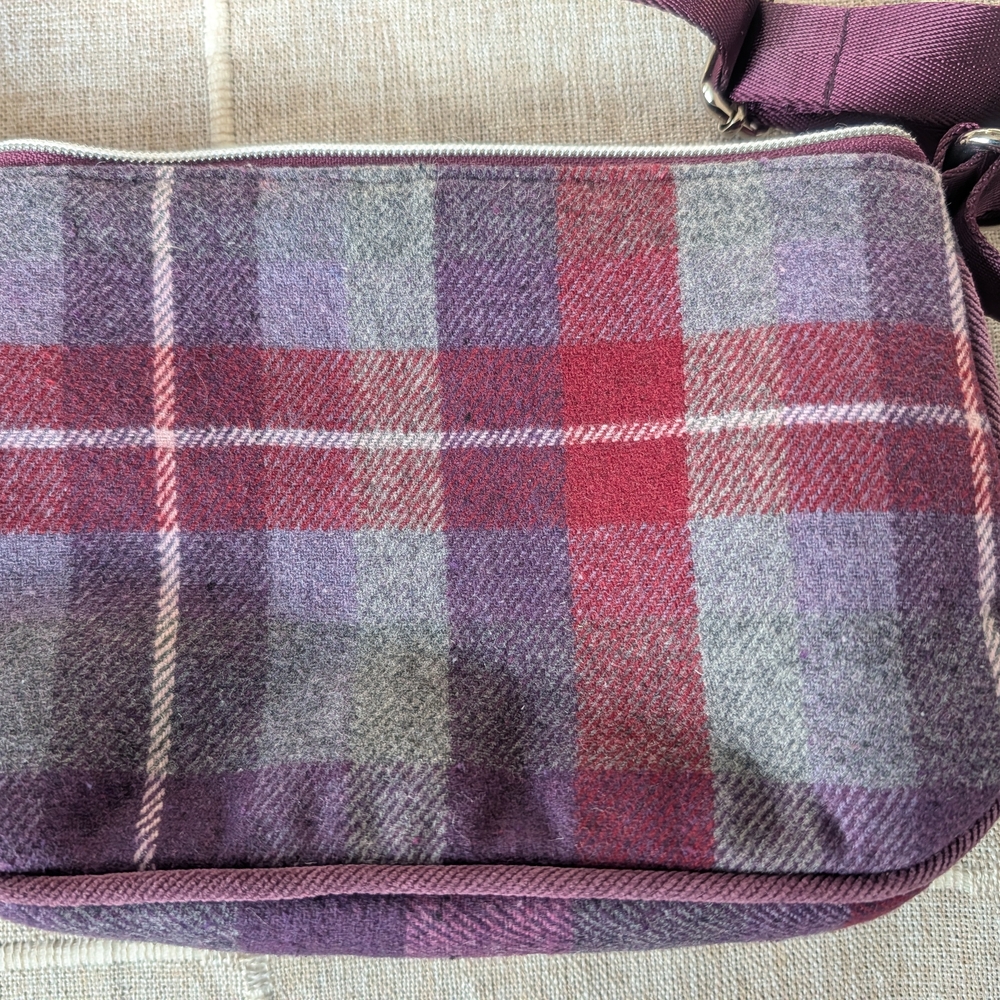 Earth Squared Plaid Crossbody Bag w/ Matching Gloves - Purple and Gray - Picture 4 of 5